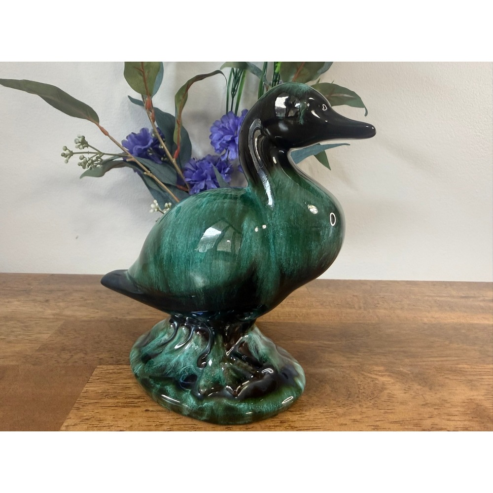 Blue Mountain Pottery Duck Figurine – Green‎ Drip Glaze Ceramic Sculpture Decor